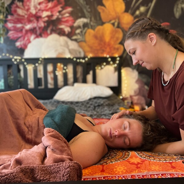 Postpartum behandeling, massage